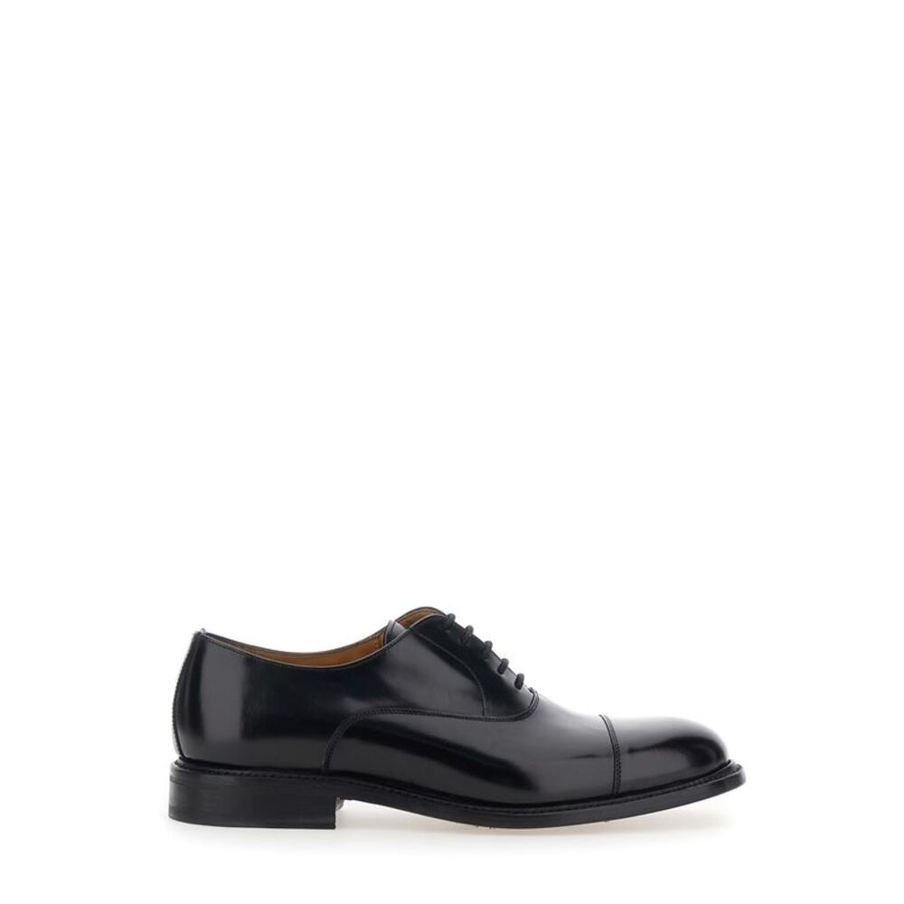 Berwick Men Black Lace-Up Shoes With Rounded Toe And Low Heel In Leather For Men